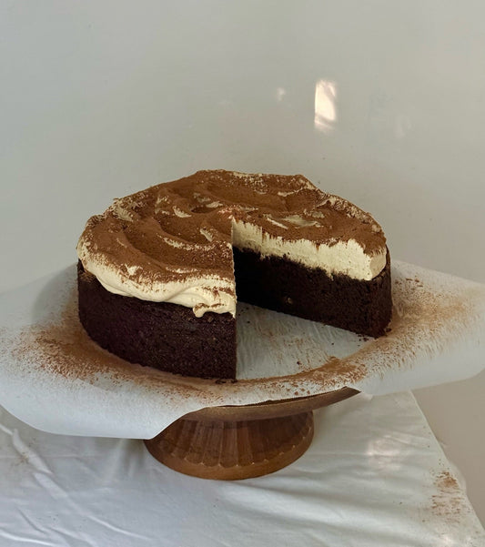 Black Cocoa Kloo Mascarpone Cake